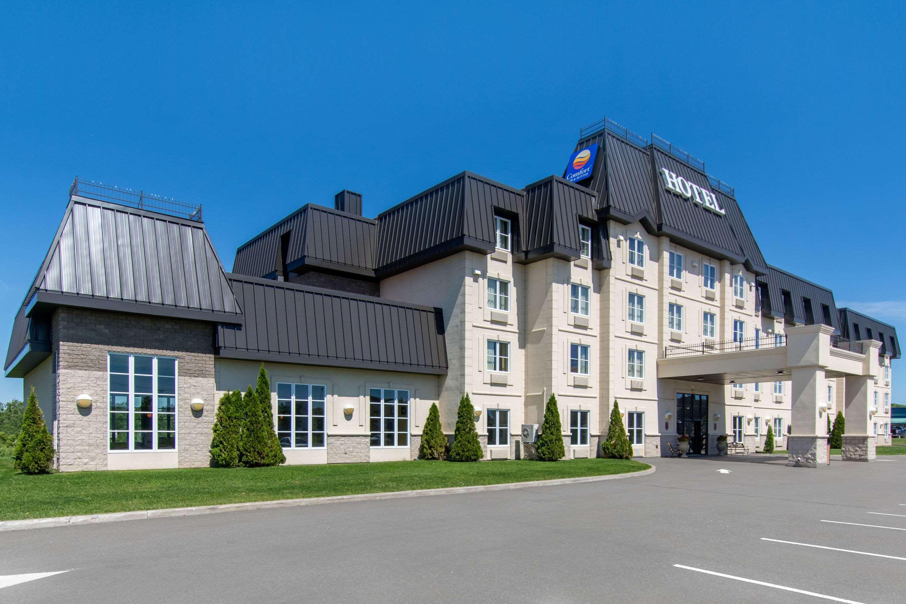 Comfort Inn & Suites Lévis Exterior foto